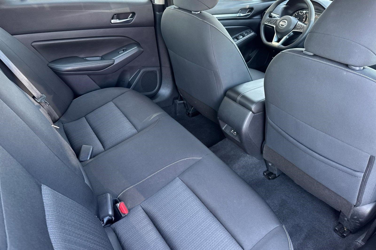 Used 2022 Nissan Altima 2.5 SV FWD image 29