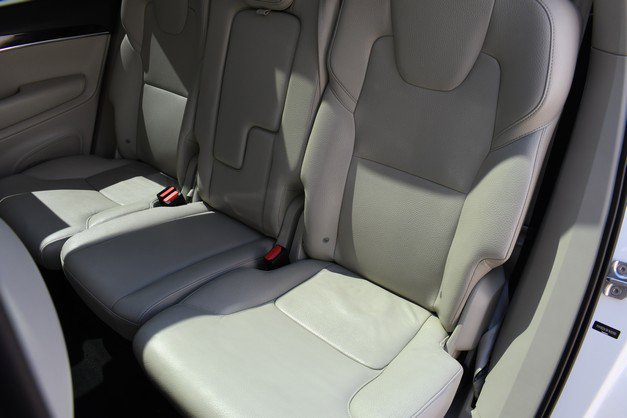 Used 2019 Volvo XC90 T5 Momentum image 23