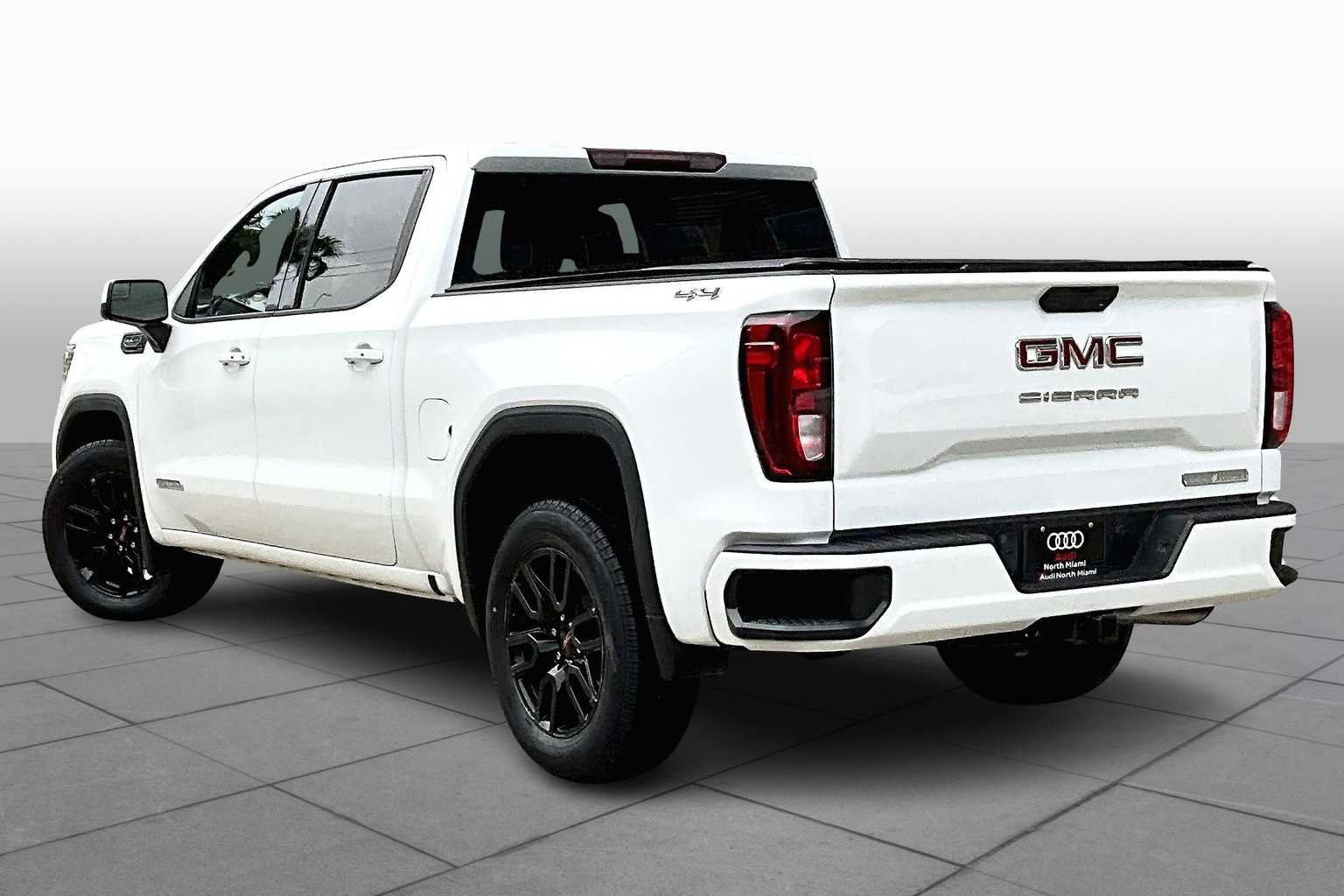 Used 2021 GMC Sierra 1500 Elevation image 11