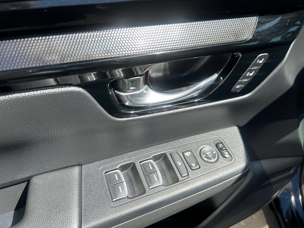 Used 2023 Honda CR-V Sport Touring image 11