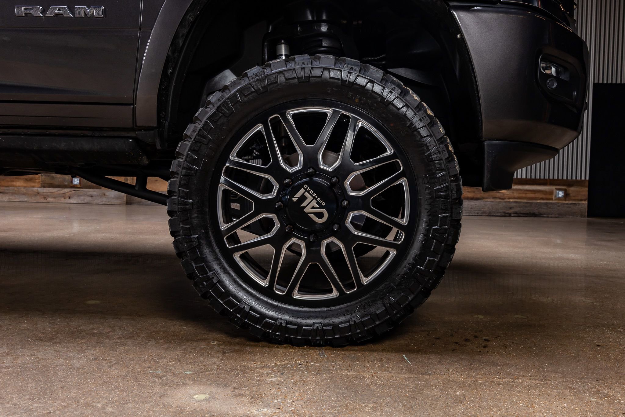 Used 2023 RAM 3500 Limited AWD/4WD image 11