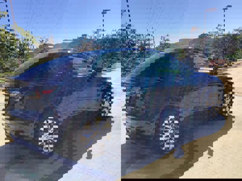 Used 2020 Tesla Model Y Long Range image 11