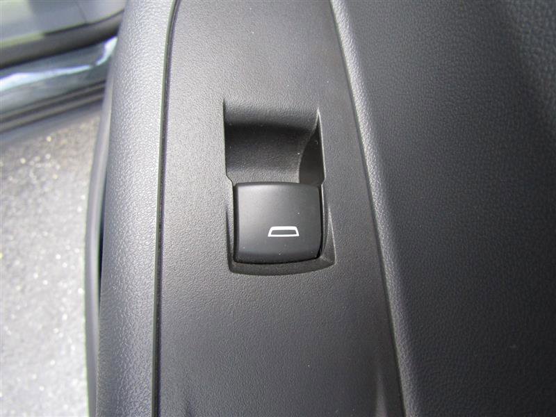 Used 2019 Chevrolet Bolt LT image 35