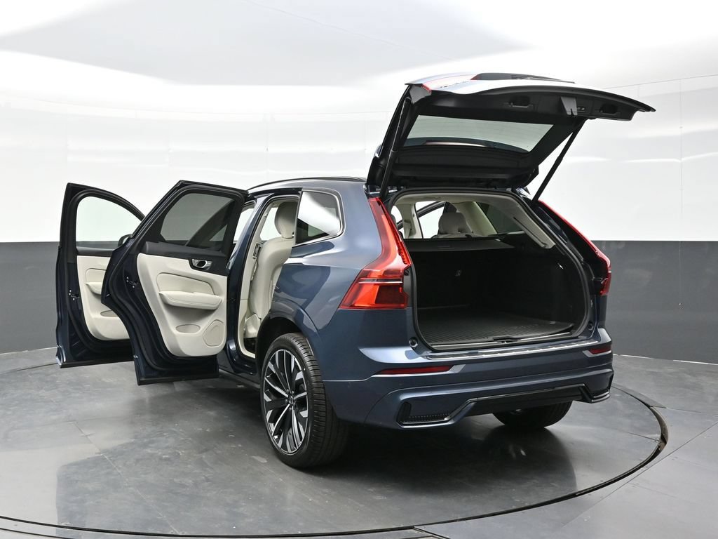New 2026 Volvo XC60 B5 Ultra w/ Climate Package AWD/4WD image 43