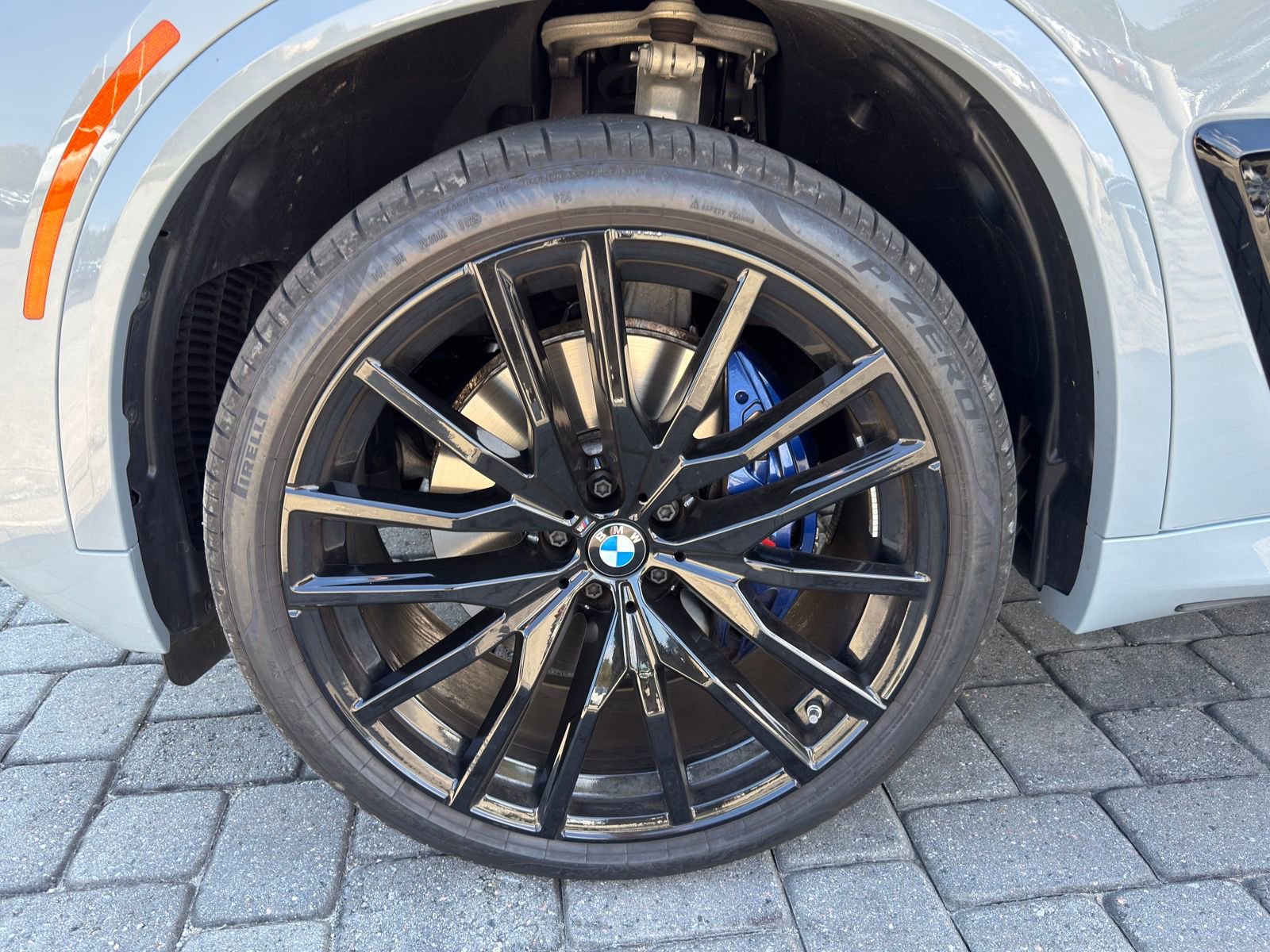 Used 2026 BMW X5 xDrive40i w/ M Sport Package image 13