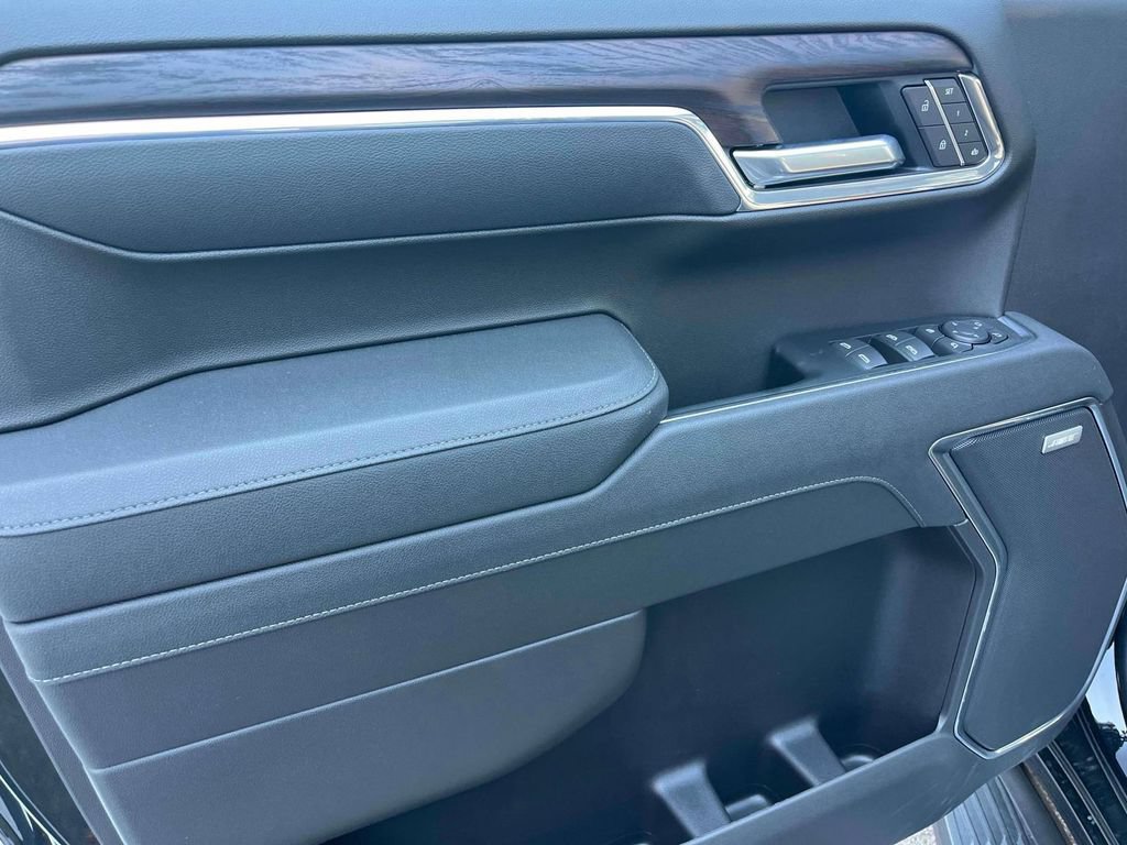 New 2026 GMC Sierra 1500 SLT w/ SLT Premium Package AWD/4WD image 18