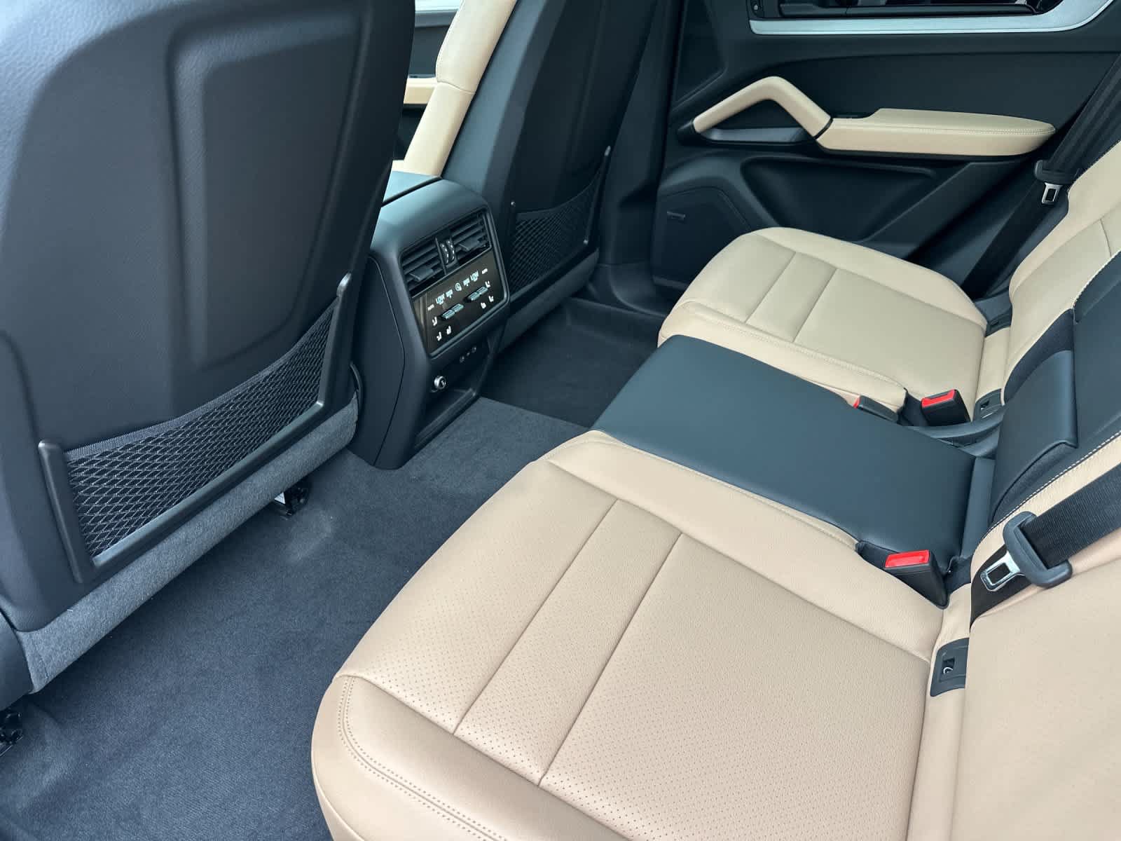 New 2026 Porsche Cayenne AWD/4WD image 13