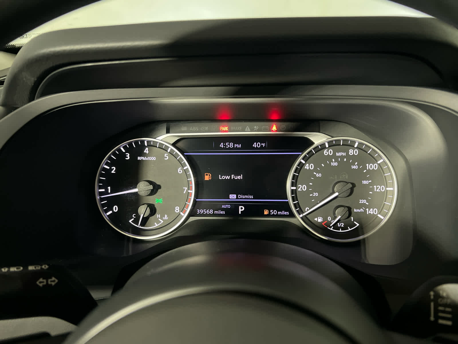 Used 2023 Nissan Pathfinder S image 12