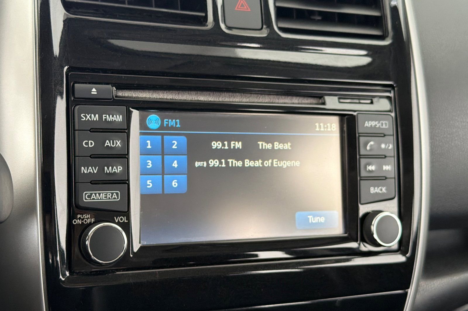 Used 2016 Nissan Versa Note FWD image 20