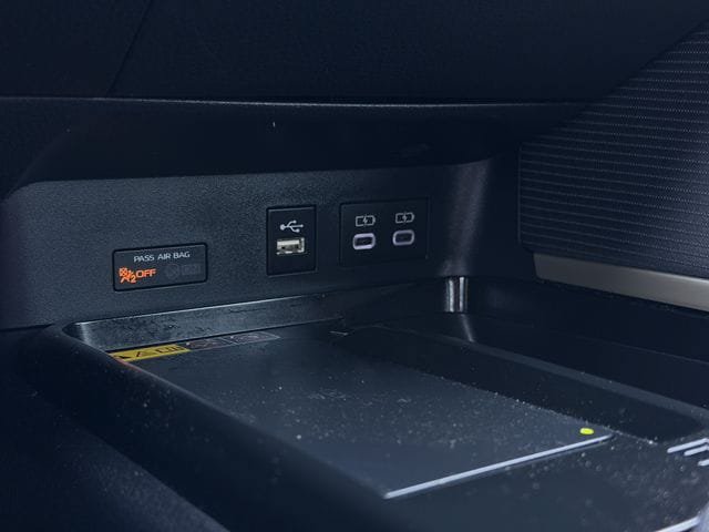 Certified 2025 Toyota Camry SE FWD image 20