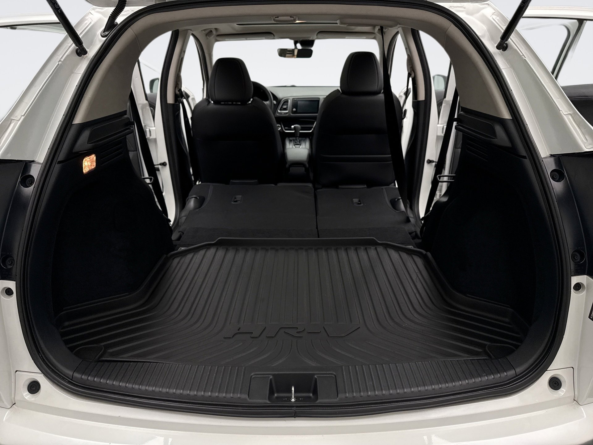 Used 2019 Honda HR-V Touring image 23