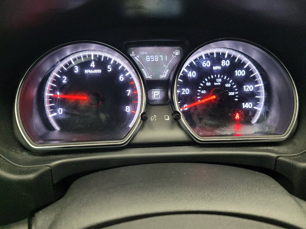 Used 2019 Nissan Versa SV FWD image 23