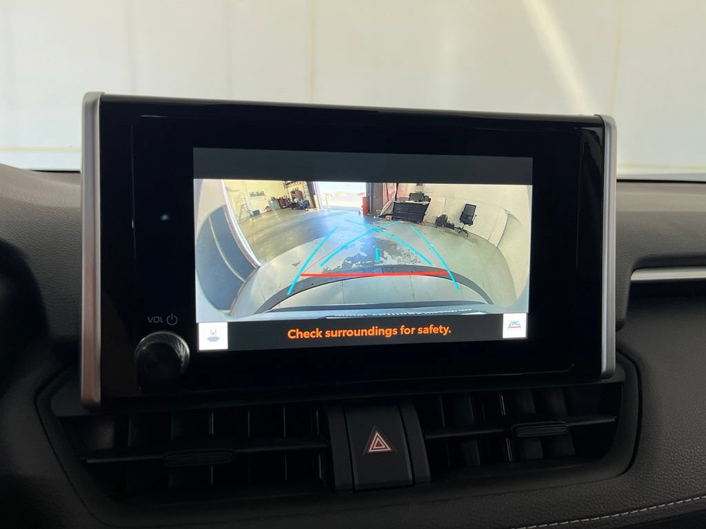 Used 2025 Toyota RAV4 LE AWD/4WD image 69