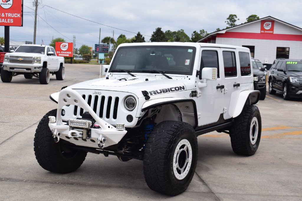 Used 2016 Jeep Wrangler Unlimited Rubicon w/ Connectivity Group image 1