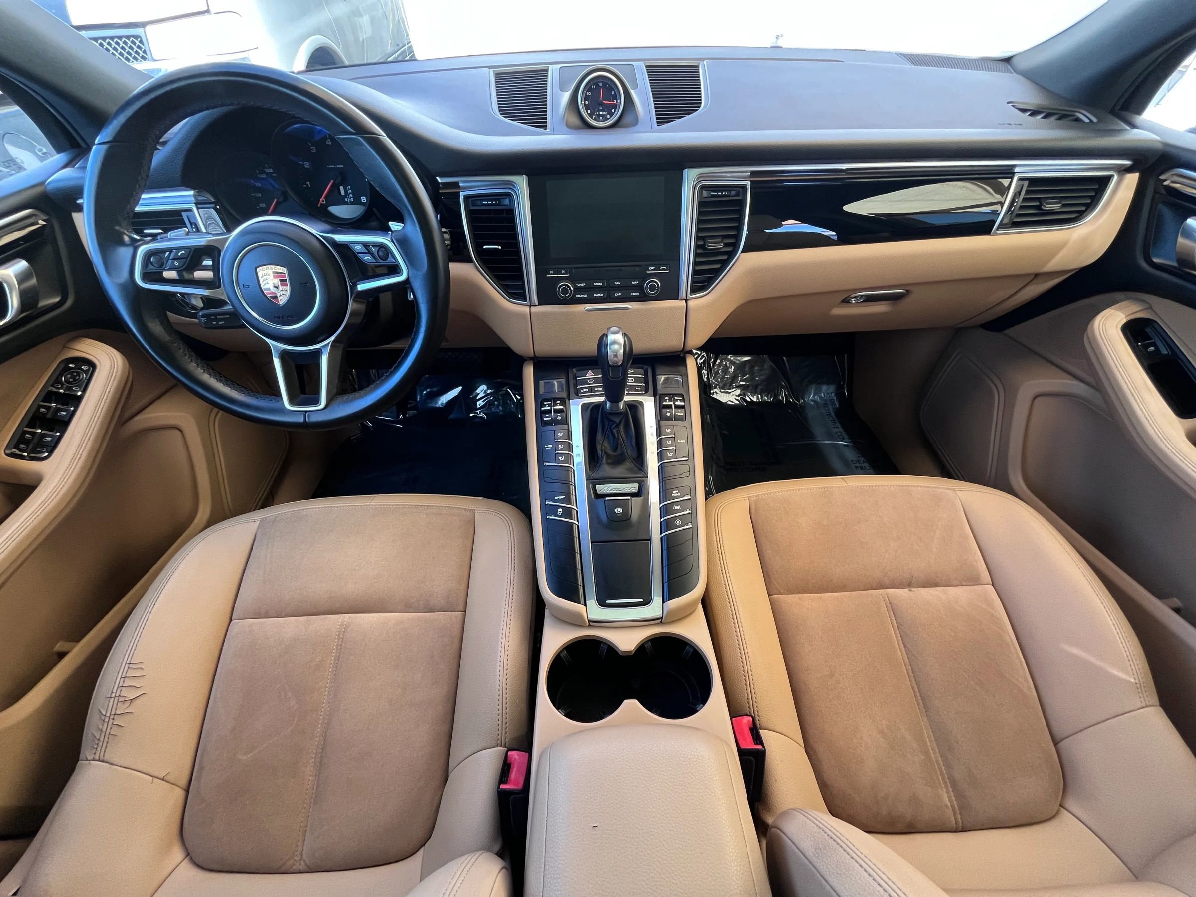 Used 2017 Porsche Macan image 15