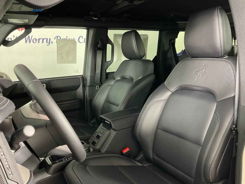 New 2026 Ford Bronco Outer Banks AWD/4WD image 14