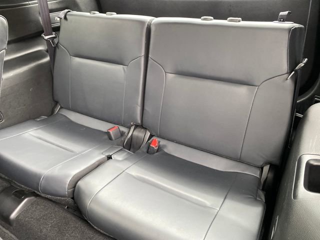 Used 2024 Mitsubishi Outlander SE image 12