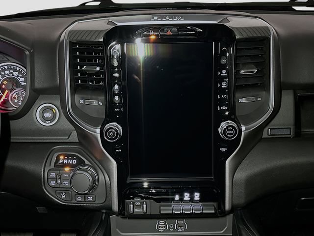 New 2026 RAM 1500 4x4 Crew Cab image 9