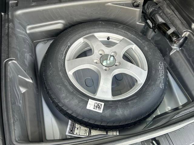 Certified 2024 Jeep Grand Cherokee Limited w/ Black Appearance Package image 45