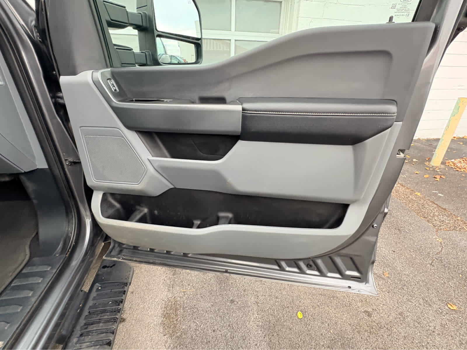 Used 2024 Ford F250 XLT image 29