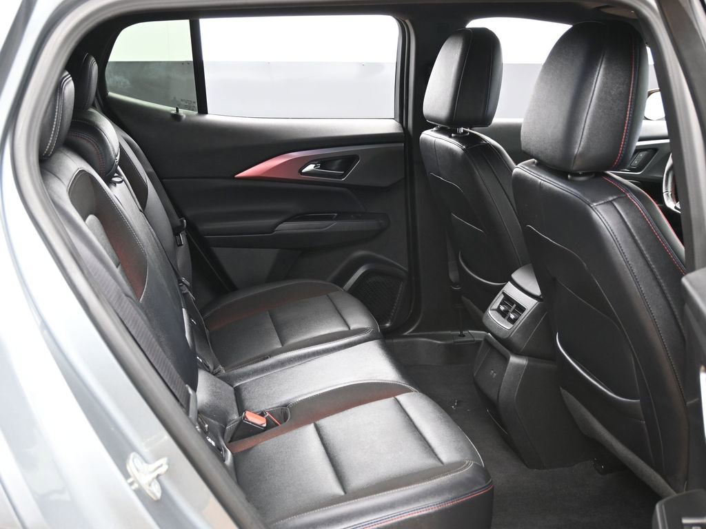 Used 2024 Chevrolet Equinox EV RS FWD image 34