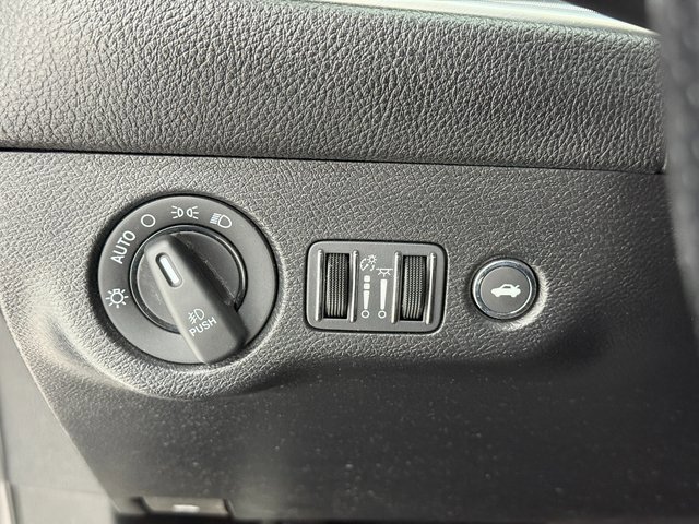 Used 2022 Dodge Challenger GT w/ Blacktop Package image 14