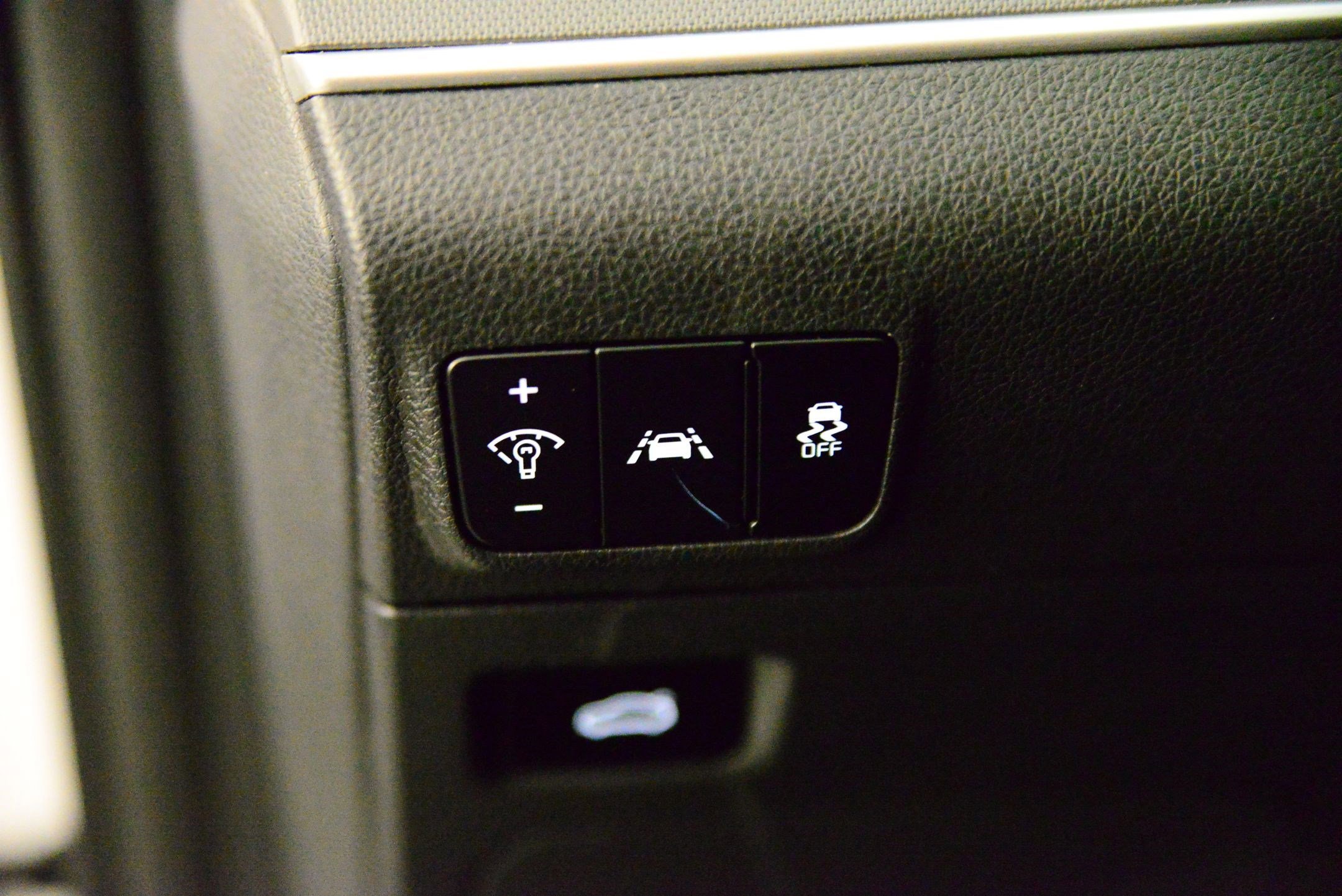 Used 2021 Kia K5 LXS image 13