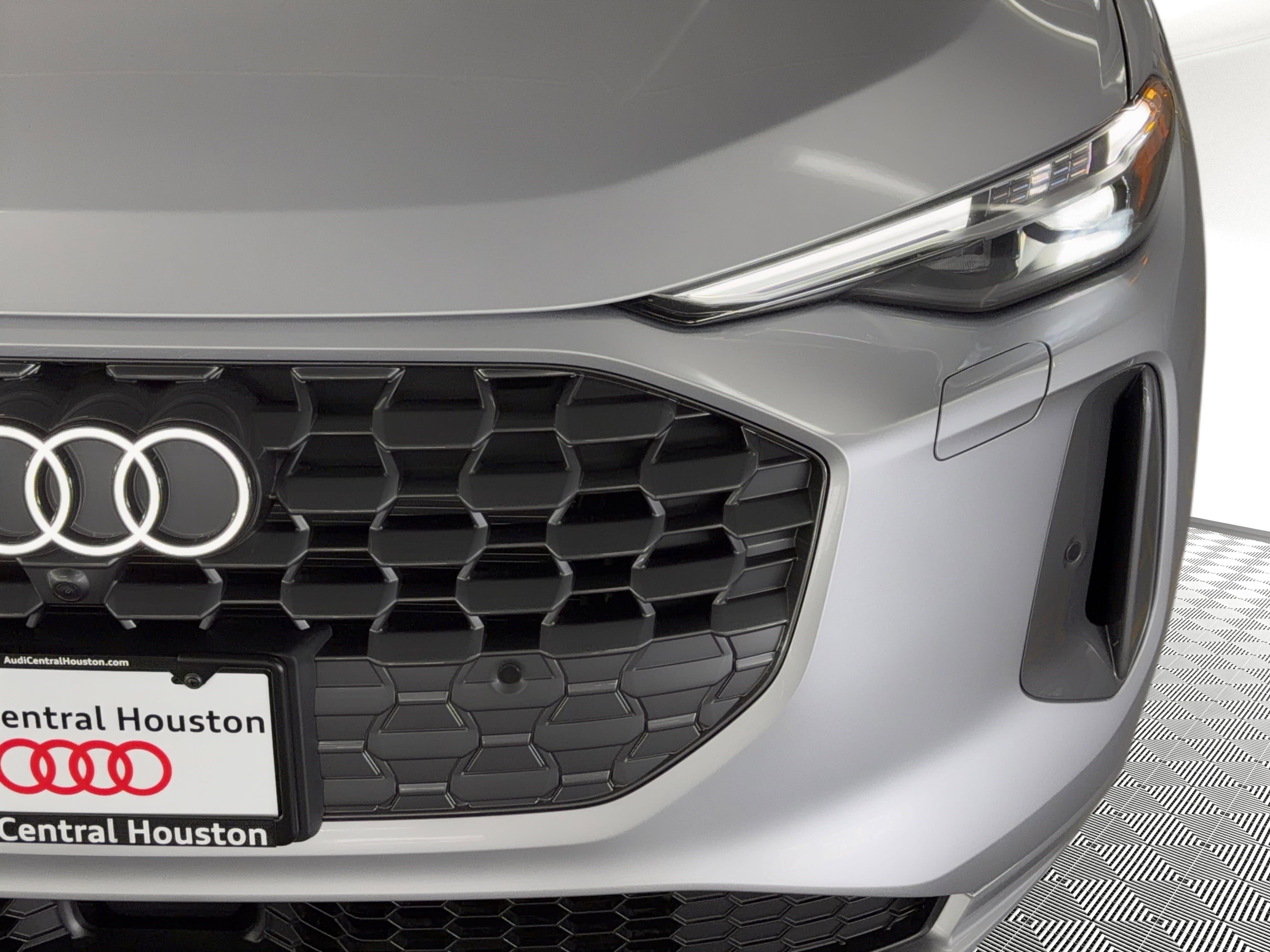 New 2026 Audi Q5 Premium Plus image 11