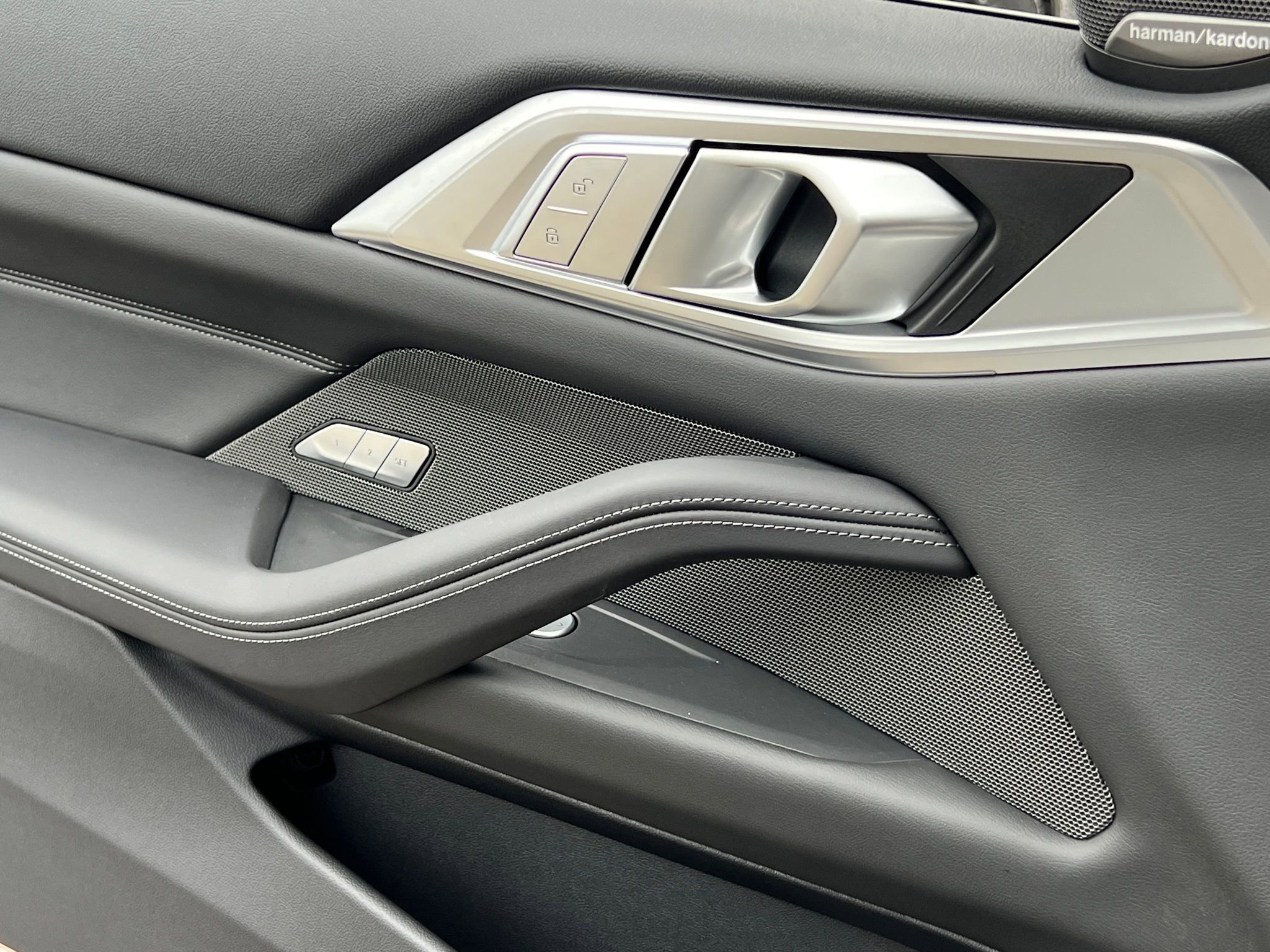 Used 2026 BMW M4 xDrive Competition w/ Executive Package image 37