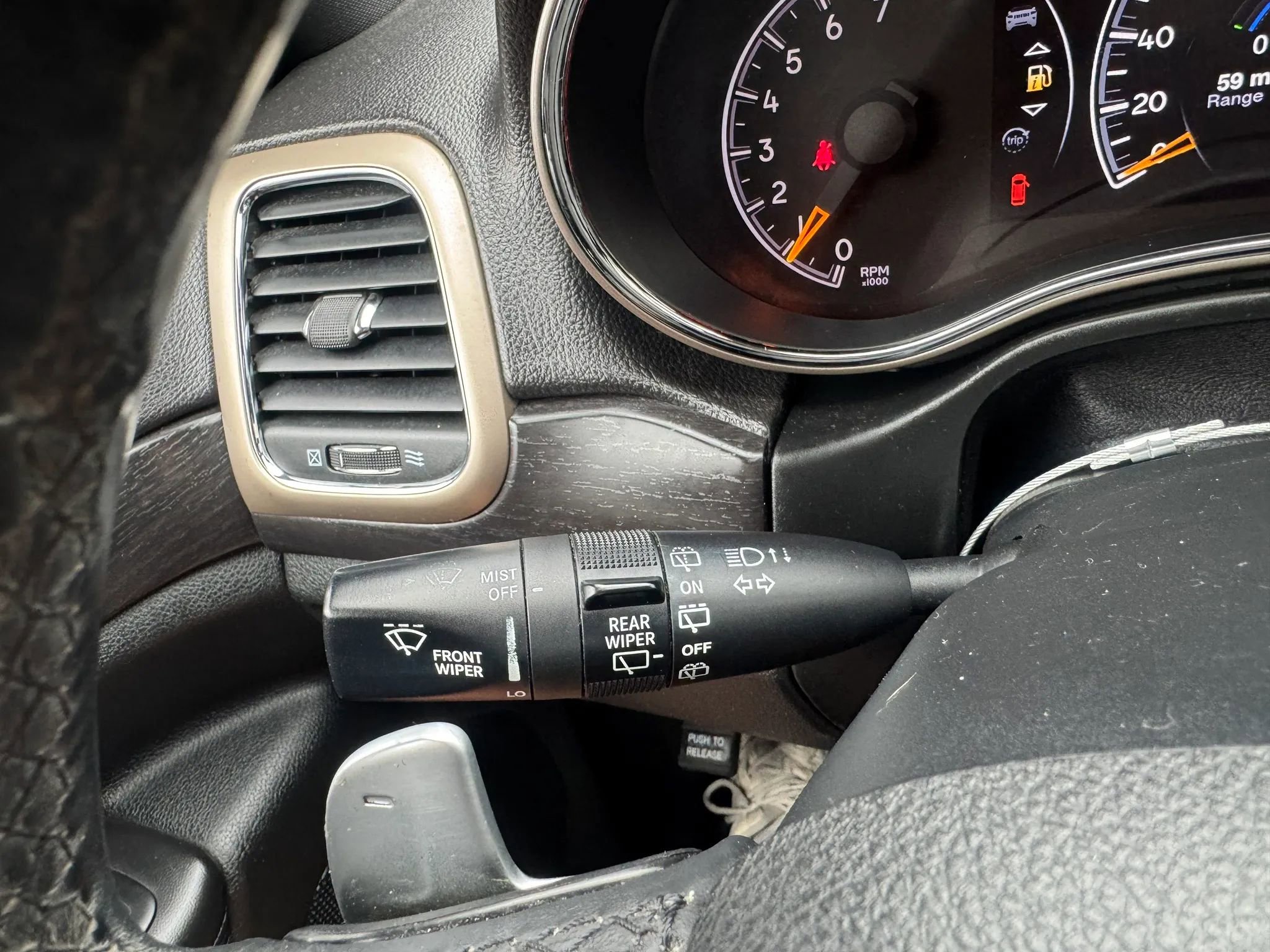 Used 2014 Jeep Grand Cherokee Laredo AWD/4WD image 10