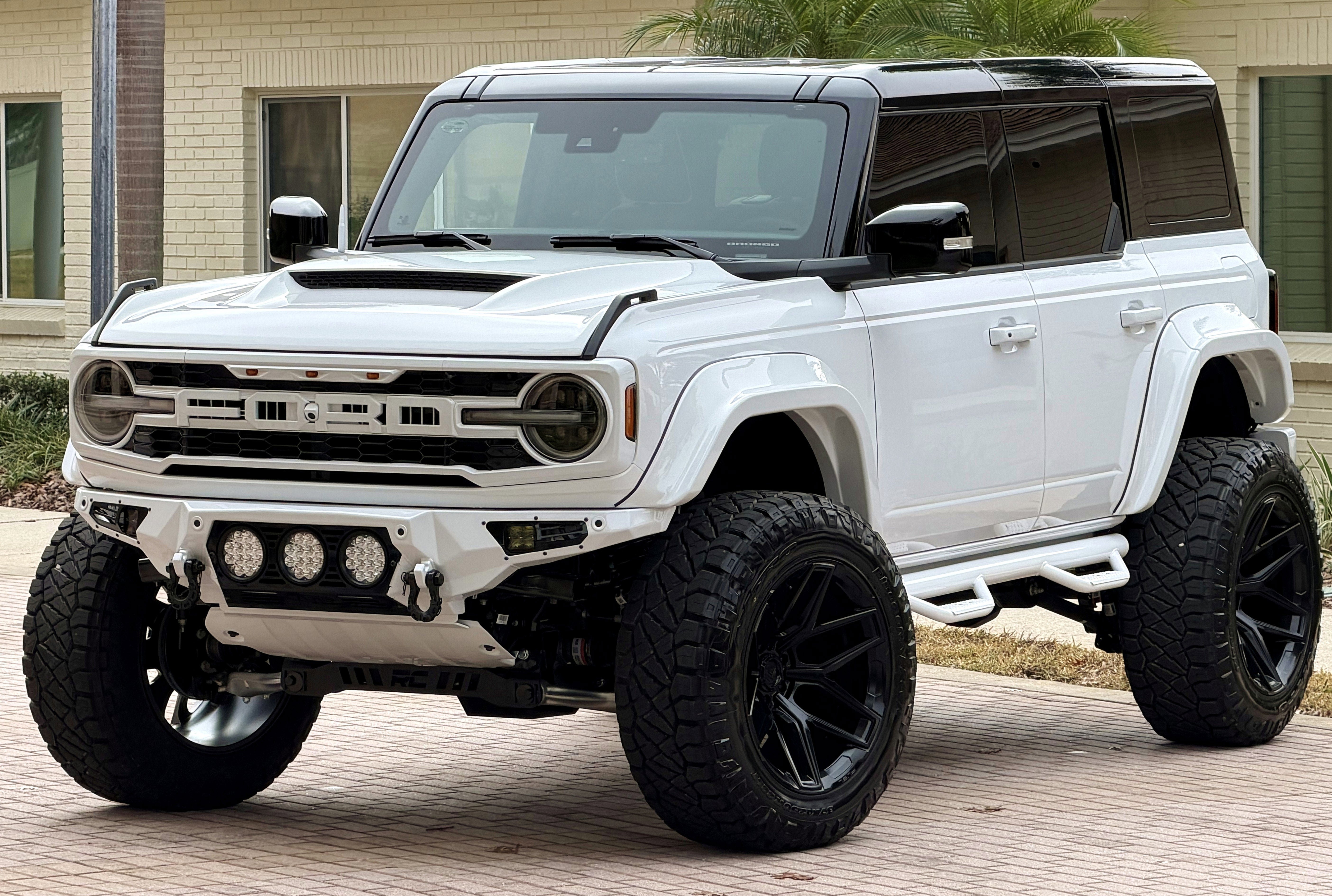 Used 2026 Ford Bronco Outer Banks AWD/4WD image 40