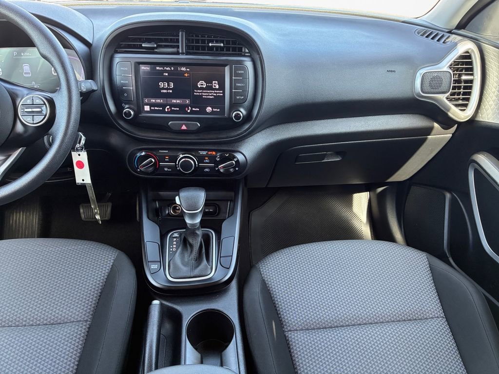 Used 2024 Kia Soul LX w/ Option Group 015 image 3