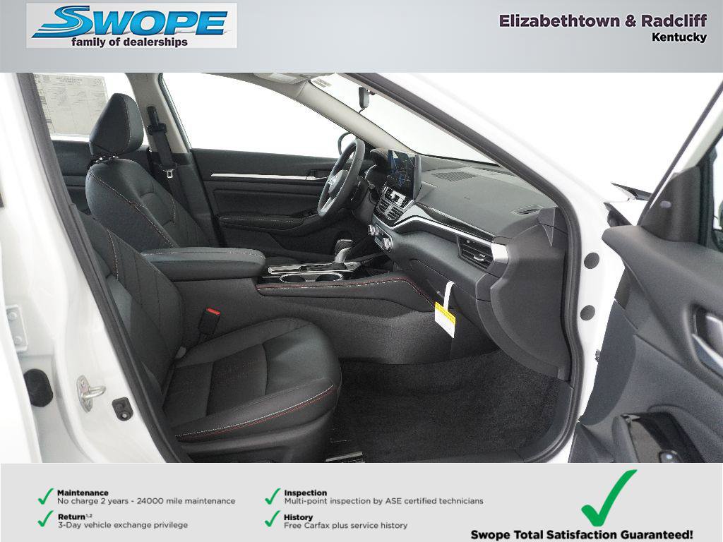 New 2025 Nissan Altima 2.5 SR w/ SR Premium Package image 23