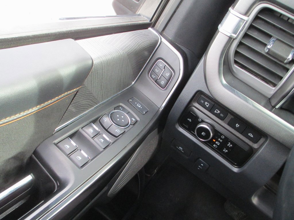 Used 2024 Ford F350 Platinum image 27
