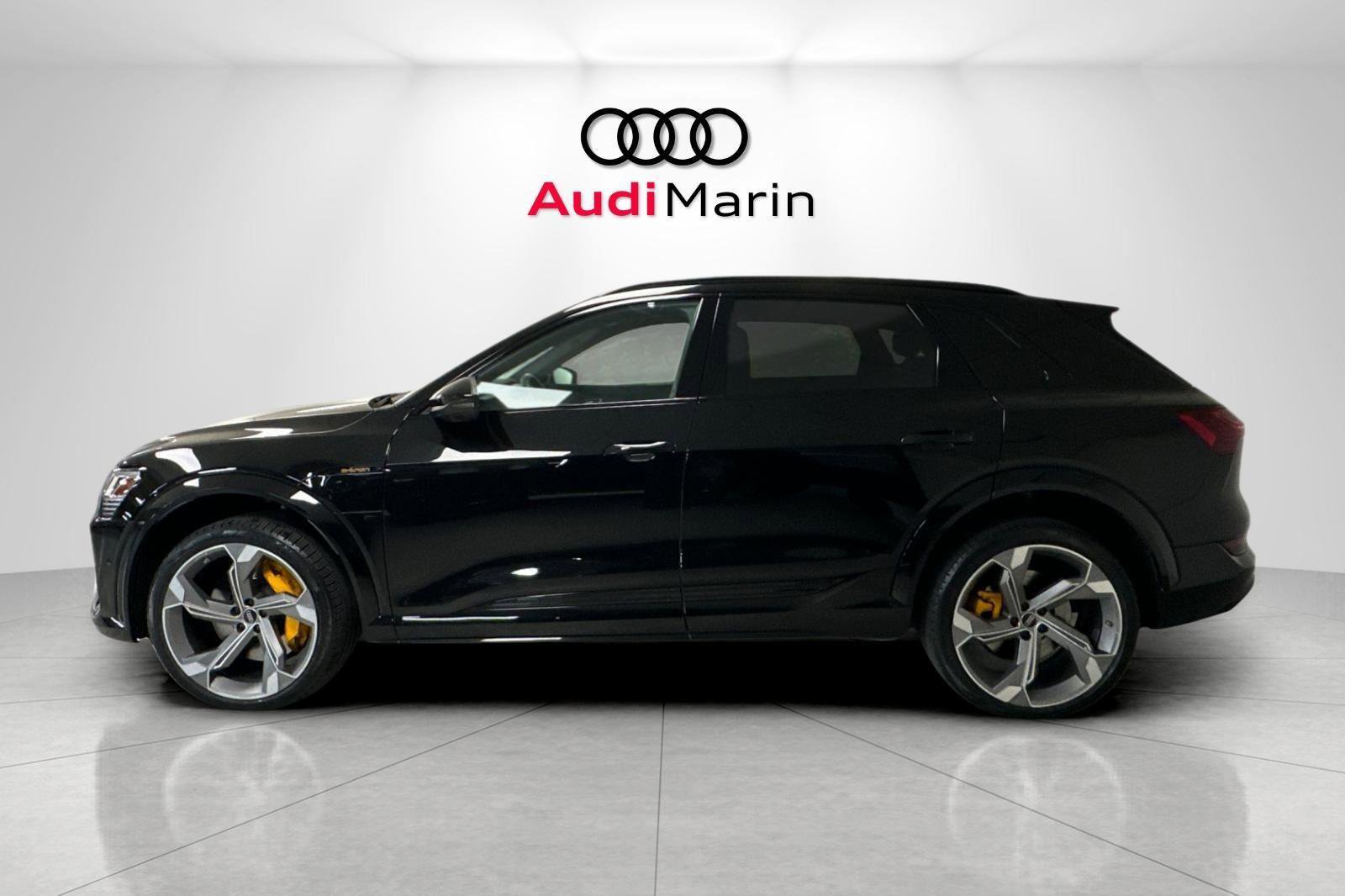 Used 2023 Audi e-tron S Premium Plus w/ Black Optic Package image 2