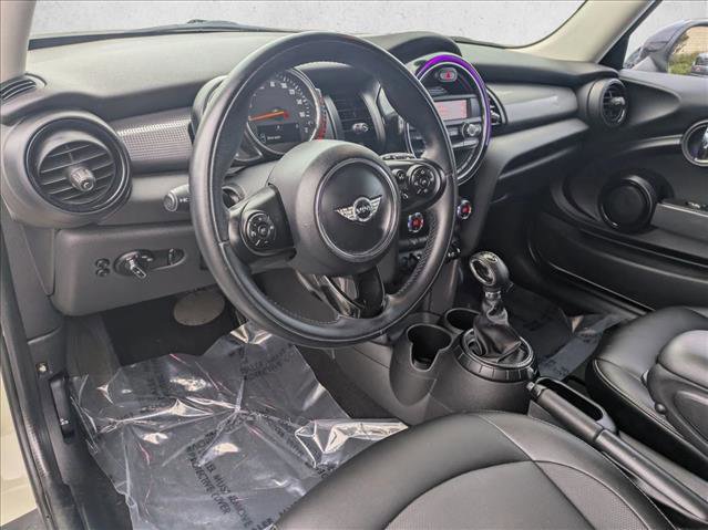 Used 2015 MINI Cooper 2-Door Hardtop image 11