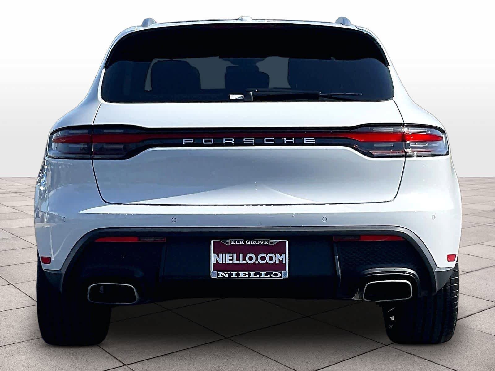 Used 2024 Porsche Macan image 6