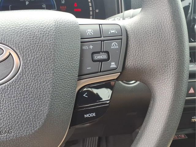 Used 2025 Toyota Camry LE FWD image 17