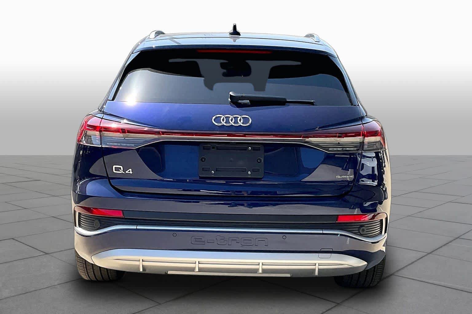 Used 2025 Audi Q4 e-tron Premium Plus w/ Premium Plus AWD/4WD image 4