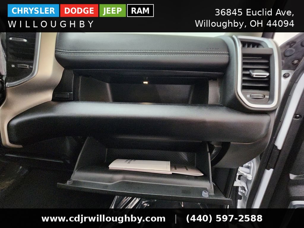 Used 2024 RAM 2500 Laramie AWD/4WD image 35