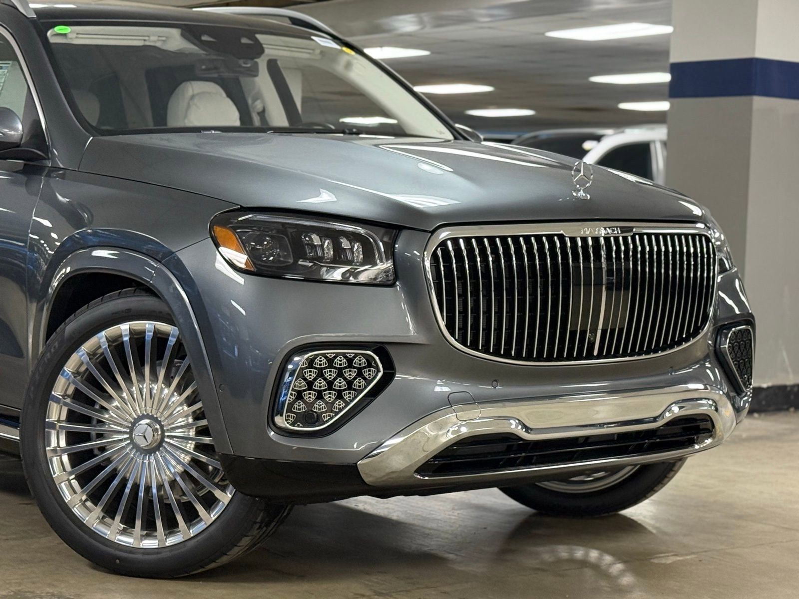 New 2026 Mercedes-Benz Maybach GLS 600 4MATIC image 3