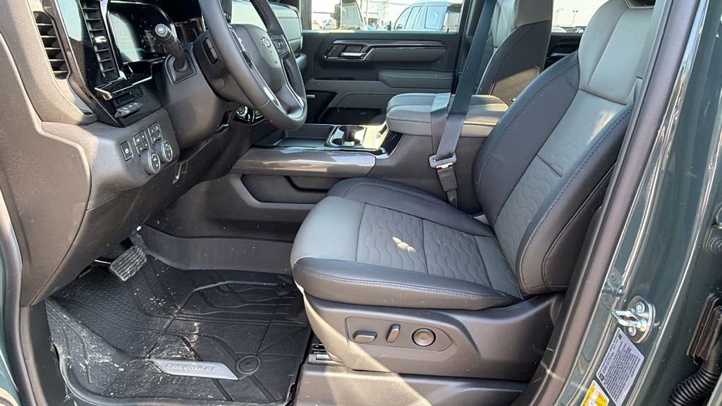 New 2026 Chevrolet Silverado 2500 ZR2 image 13