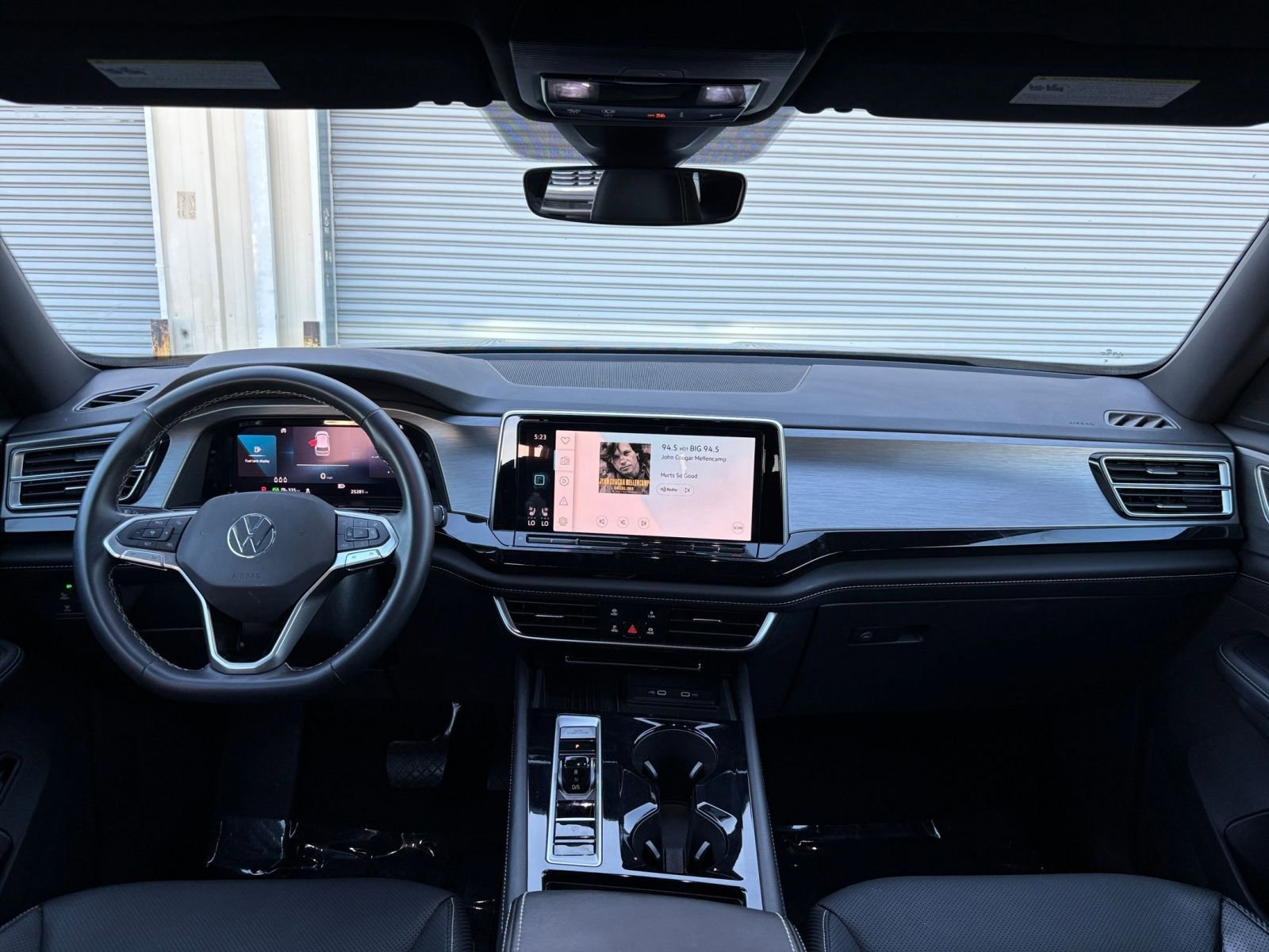 Used 2025 Volkswagen Atlas Cross Sport SE FWD image 35