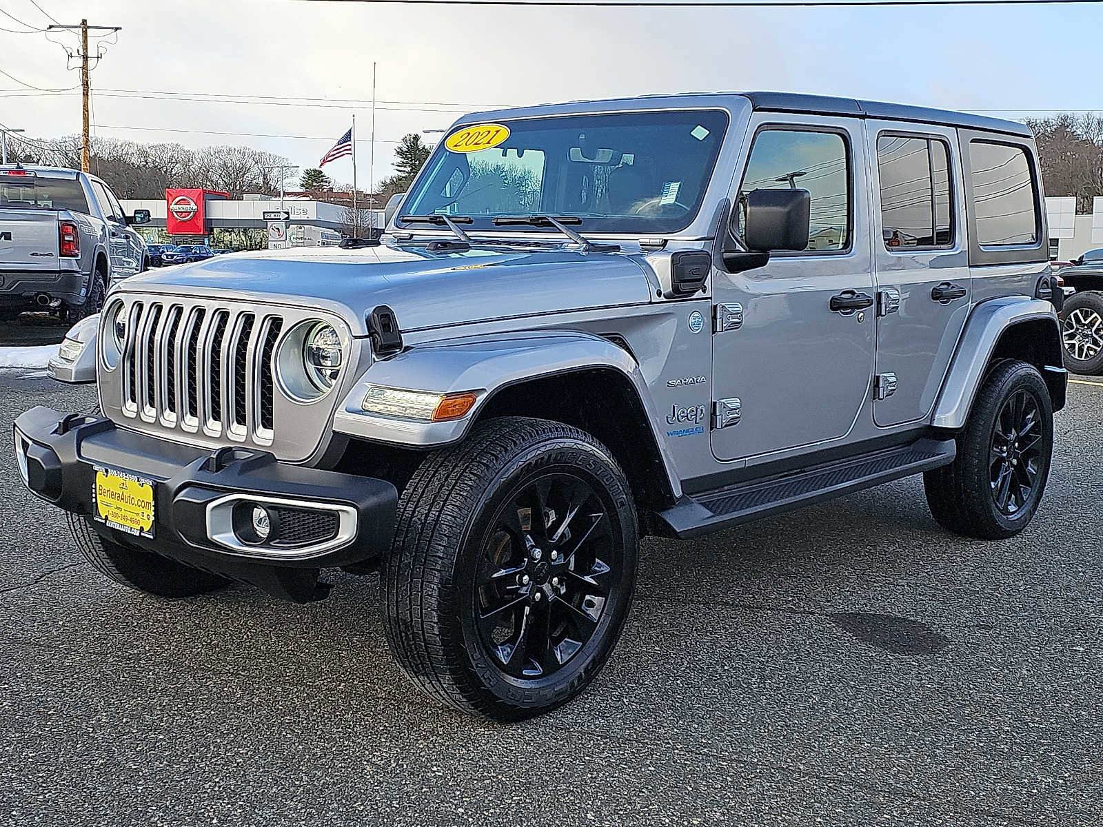 Used 2021 Jeep Wrangler Unlimited Sahara w/ Cold Weather Group image 3
