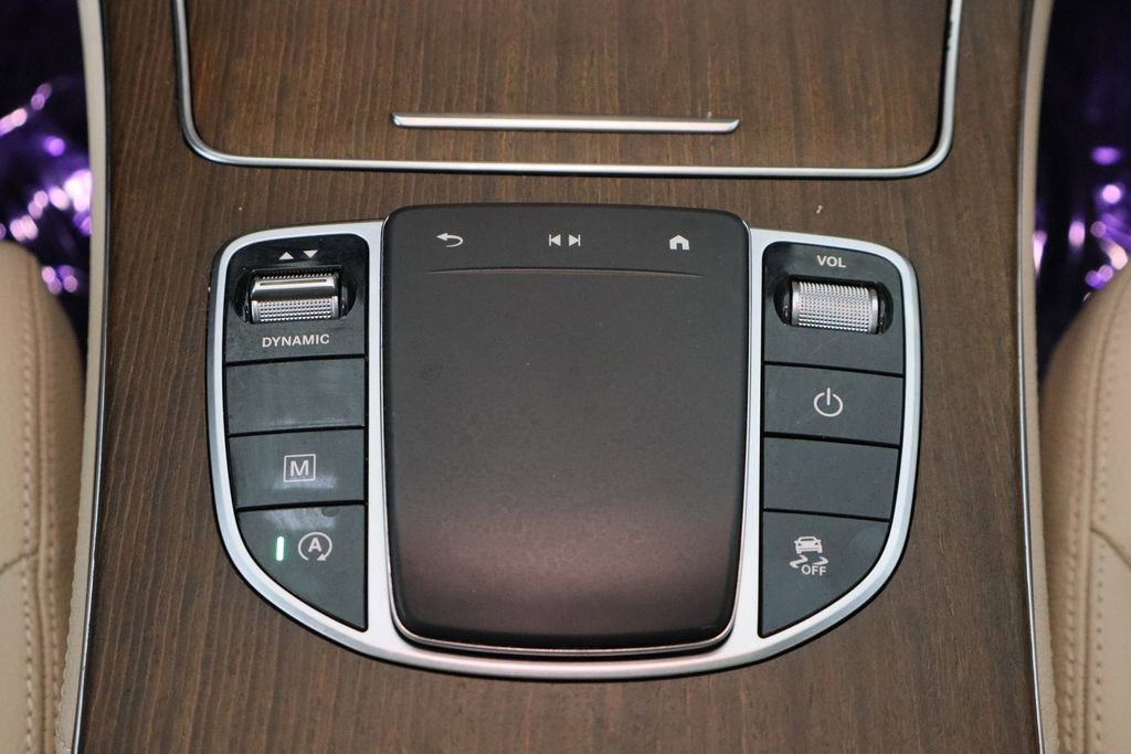 Used 2020 Mercedes-Benz GLC 300 image 28