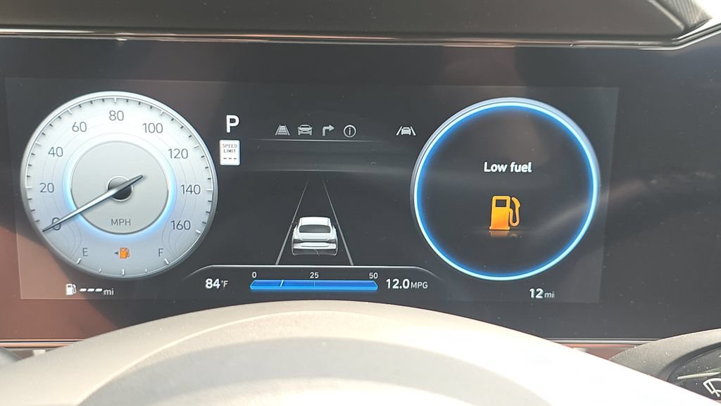 New 2026 Hyundai Elantra Limited FWD image 17