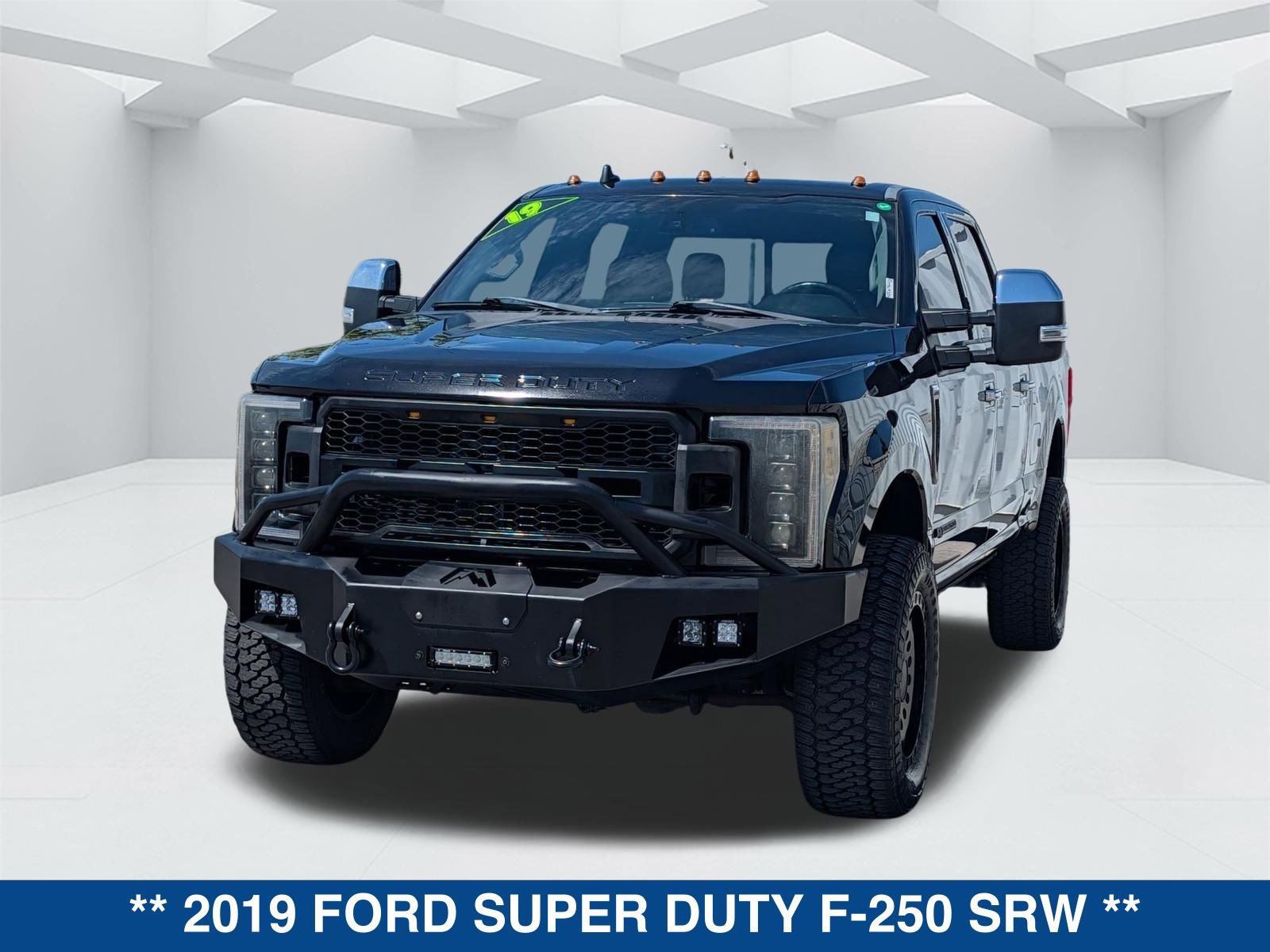 Used 2019 Ford F250 Lariat w/ Lariat Ultimate Package AWD/4WD image 7