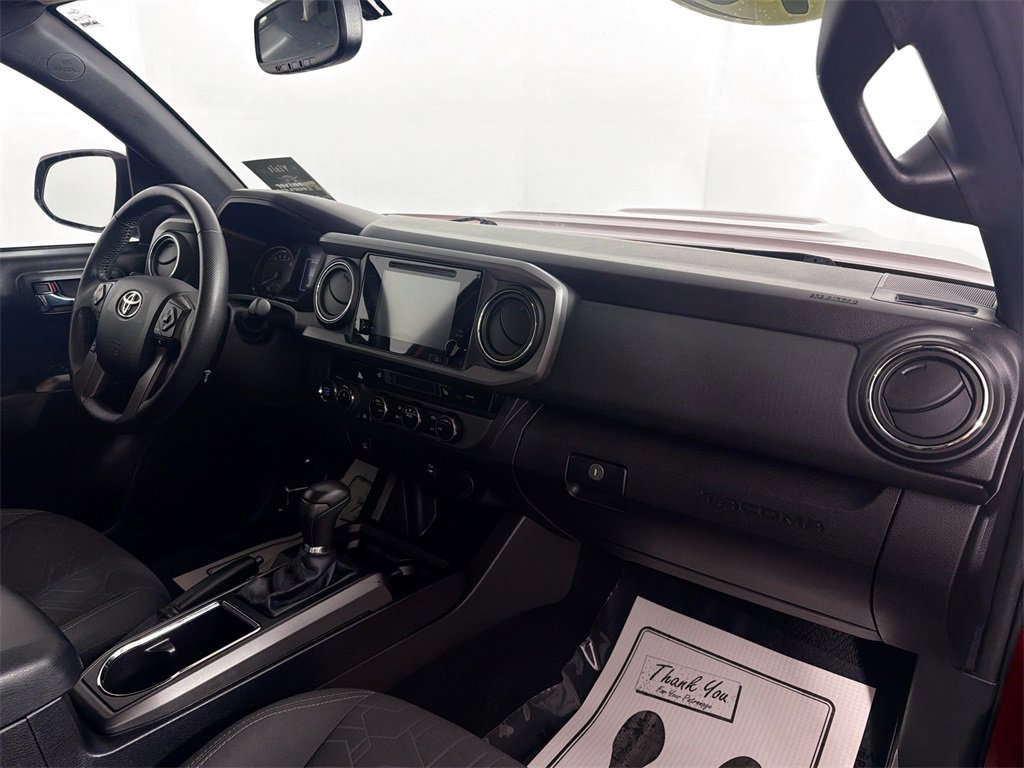 Used 2016 Toyota Tacoma SR5 image 26