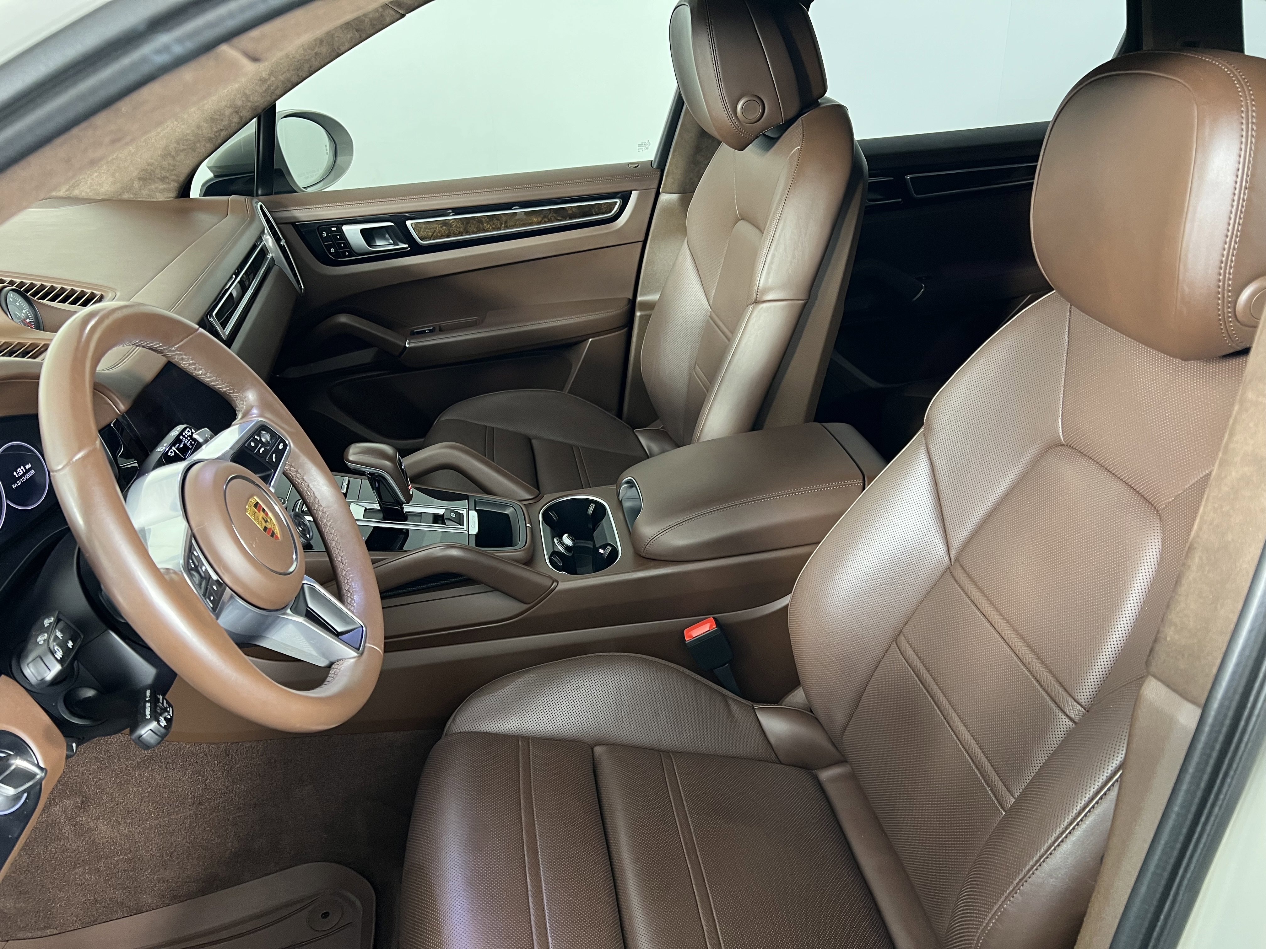 Used 2021 Porsche Cayenne GTS image 16