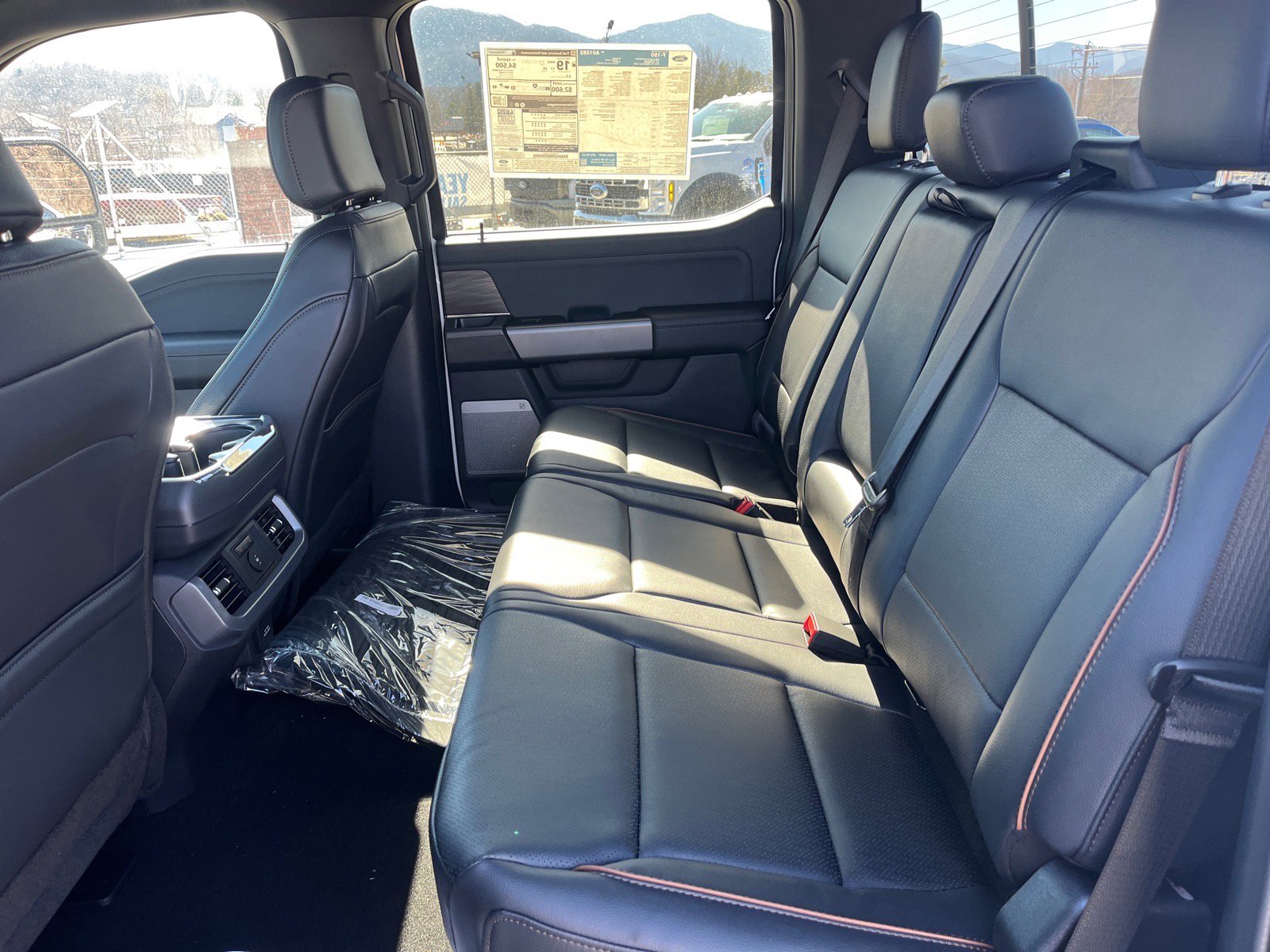 New 2026 Ford F150 Lariat w/ Equipment Group 502A High image 19